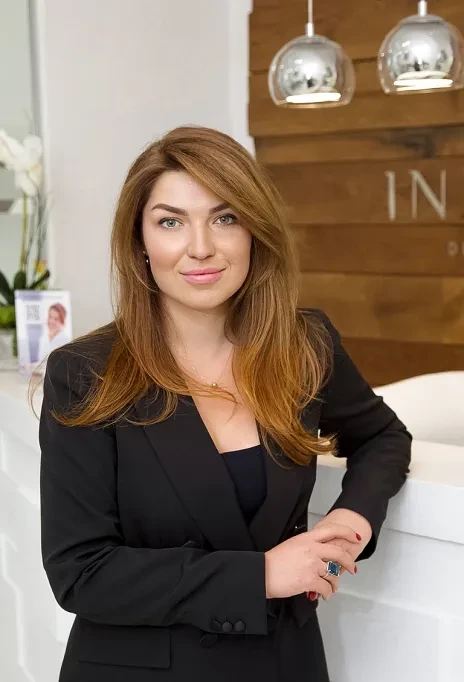 Вікторія Ахмедова в дорослій клініці INNOVO